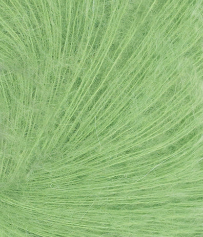 8733