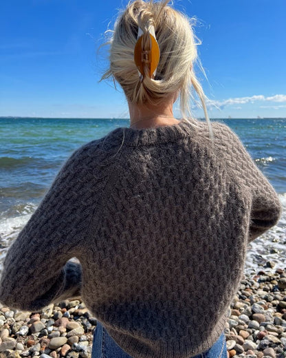 Jenny Sweater [EN] [Wzór w formie papierowej]