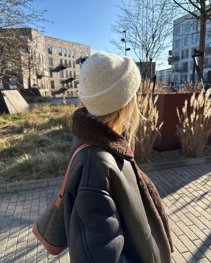 Oslo Hat [EN + PL] [Wzór w formie papierowej]
