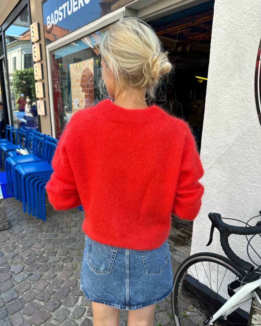 Stockholm Sweater V-neck [EN + PL] [Wzór w formie papierowej]