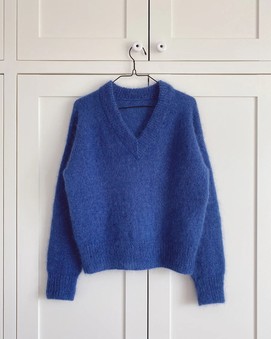 Stockholm Sweater V-neck [EN + PL] [Wzór w formie papierowej]