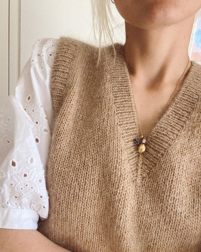 Stockholm Slipover V-neck [EN] [Wzór w formie papierowej]